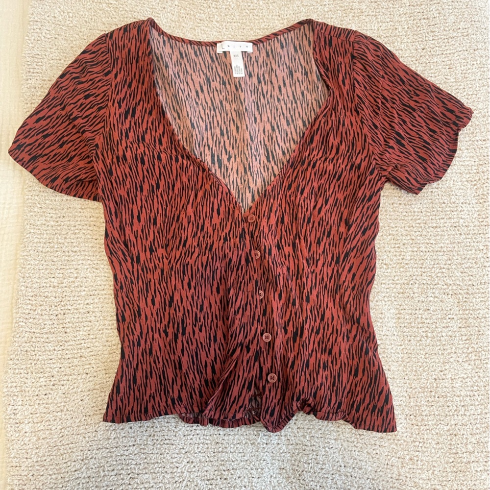 Nordstrom Leith Burnt Orange Button top